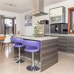 Maslina With Private Pool On Quiet Location - By Ta Leut Agency 빌라 *
