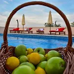 Maslina With Private Pool On Quiet Location - By Ta Leut Agency 빌라 *