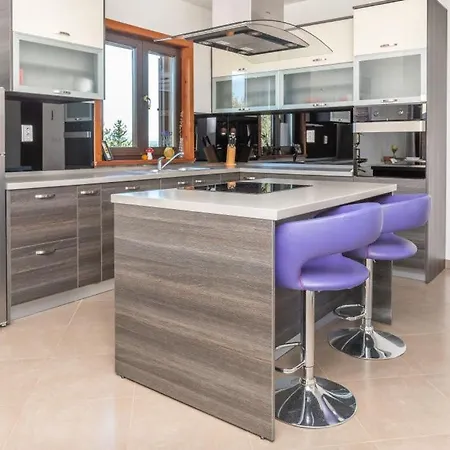Maslina With Private Pool On Quiet Location - By Ta Leut Agency Vila