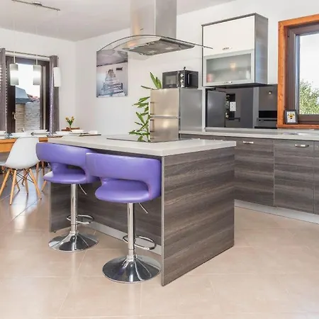 Vila Maslina With Private Pool On Quiet Location - By Ta Leut Agency