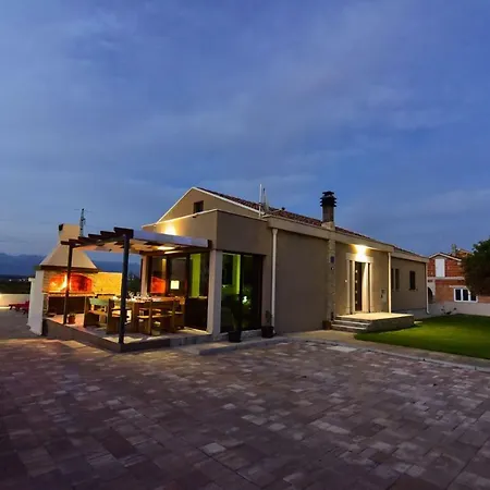 Vila Maslina With Private Pool On Quiet Location - By Ta Leut Agency