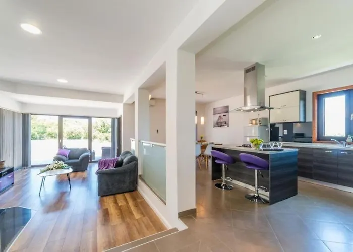 Maslina With Private Pool On Quiet Location - By Ta Leut Agency *