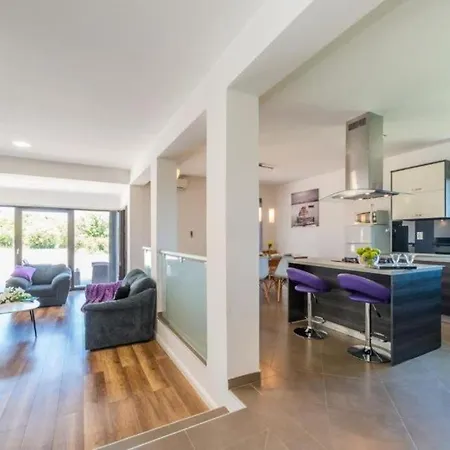 Maslina With Private Pool On Quiet Location - By Ta Leut Agency *