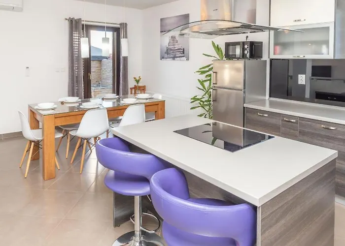 Maslina With Private Pool On Quiet Location - By Ta Leut Agency نين