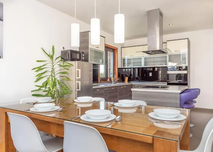 Maslina With Private Pool On Quiet Location - By Ta Leut Agency * Nin