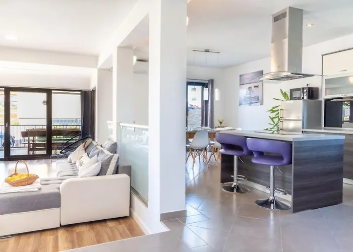 Maslina With Private Pool On Quiet Location - By Ta Leut Agency